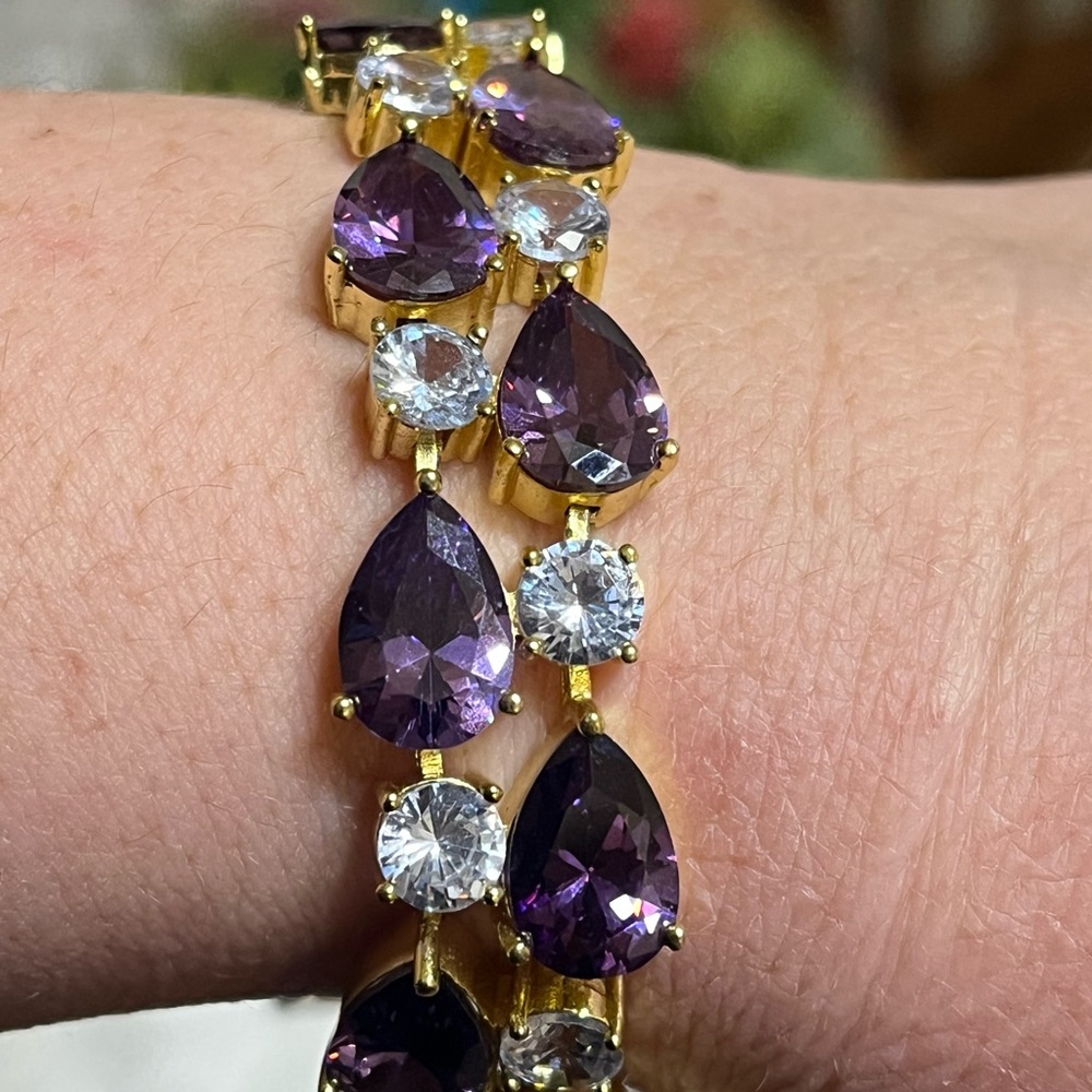 Gorgeous Amethyst Bracelet - Picture 2 of 14